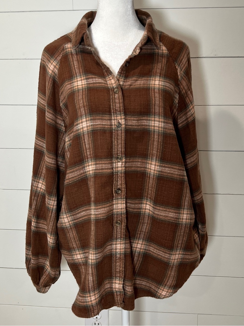 American Eagle Outfitters Brown Plaid Button-Down Shirt